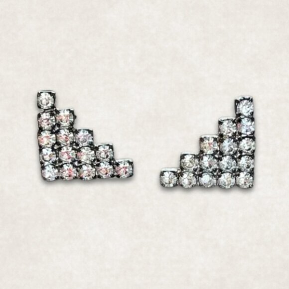 Jewelry - Vintage Classic Rhinestones Triangle Earrings Bling Crystals Silver Women's OS